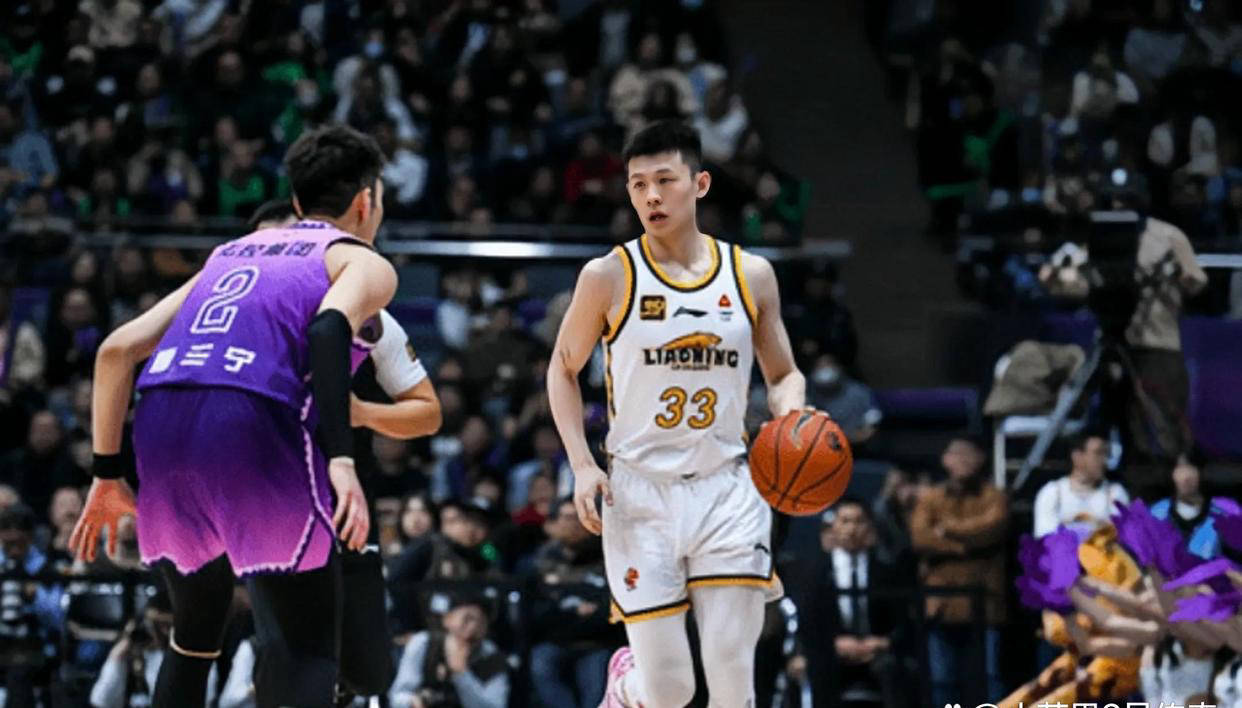 包含辽宁男篮备战挑战山西队，全力以赴追求胜利的词条