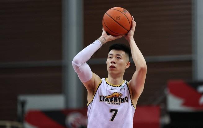 张镇麟因伤退出中国男篮集训辽宁队致谢篮协的简单介绍