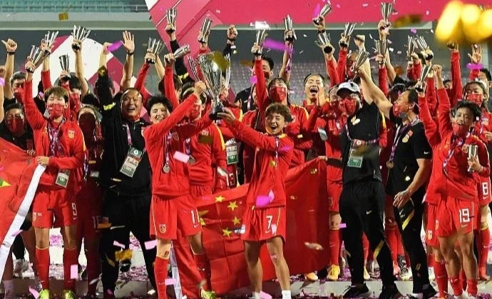 奋勇拼搏！女足比赛焕发新生！的简单介绍